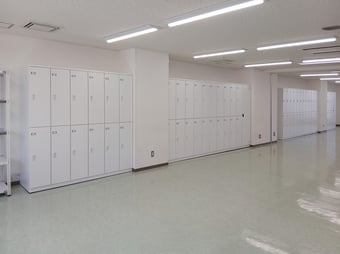 学校法人中山学園 ユニバーサル美容専門学校