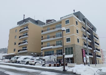 シャレーアイビーヒラフ